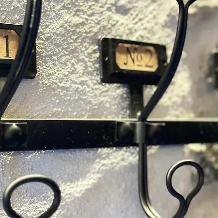 Romantic Stone With Amazing View Of And Oleandra 度假居 拉利奥