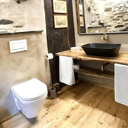 Romantic Stone With Amazing View Of And Oleandra 度假居 *