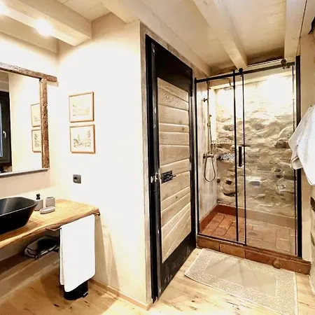 度假居 Romantic Stone With Amazing View Of And Oleandra