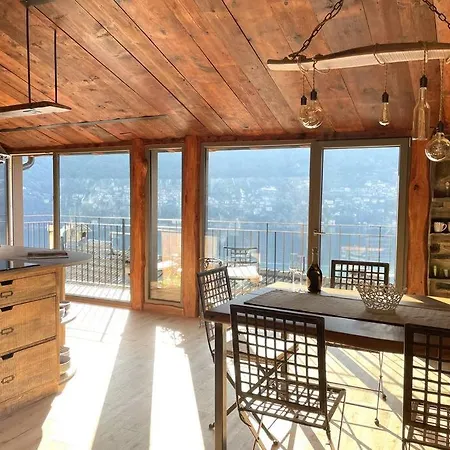 Romantic Stone With Amazing View Of And Oleandra * 拉利奥