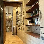 Holiday home Romantic Stone With Amazing View Of And Oleandra Laglio