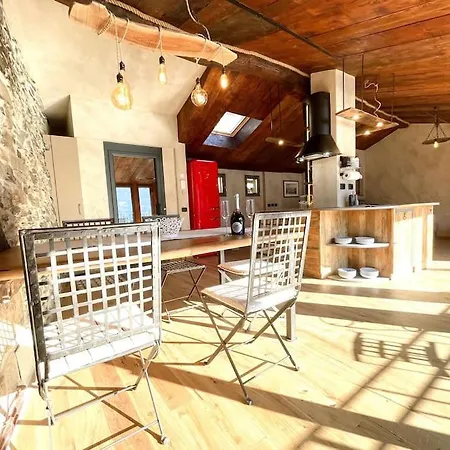 Romantic Stone With Amazing View Of And Oleandra Hébergement de vacances Laglio