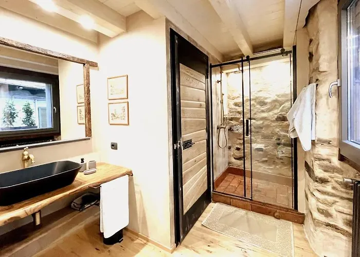 Holiday home Romantic Stone With Amazing View Of And Oleandra