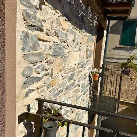 Romantic Stone With Amazing View Of And Oleandra * لاليو