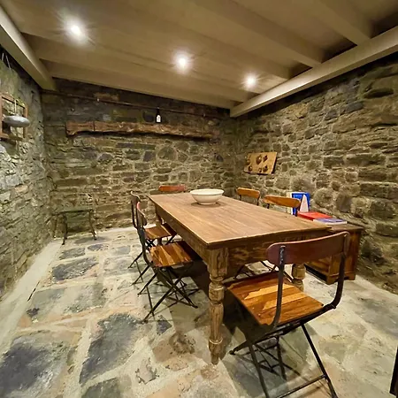 Romantic Stone With Amazing View Of And Oleandra Prázdninový dům Laglio